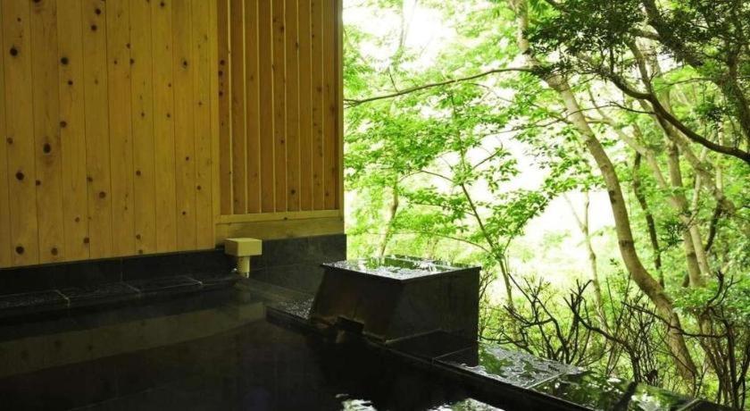 Atami Mori No Onsen Hotel Exteriör bild